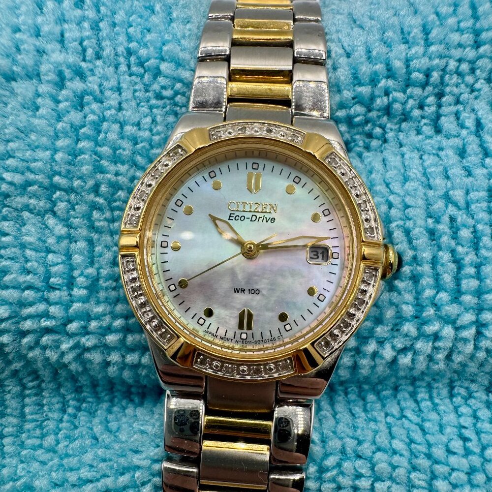 CITIZEN WOMEN'S ECO-DRIVE SILHOUETTE two tone GOLD WATCH